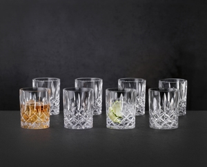 NACHTMANN Noblesse Bundle Whisky Tumblers in use