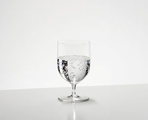 RIEDEL Sommeliers Acqua in uso