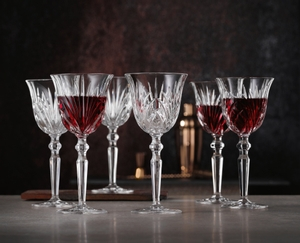 NACHTMANN Palais Red Wine Goblet in use
