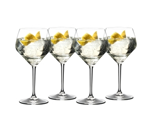 RIEDEL Gin Tonic Set filled with a drink on a white background