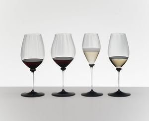 RIEDEL Fatto A Mano Performance Champagne Glass - black base in the group