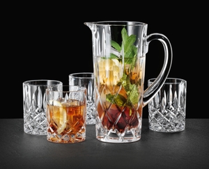 NACHTMANN Noblesse Pitcher Set in use