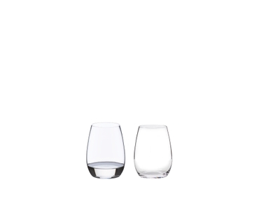 RIEDEL The O Wine Tumbler Spirituosen gefüllt mit einem Getränk auf weißem Hintergrund
