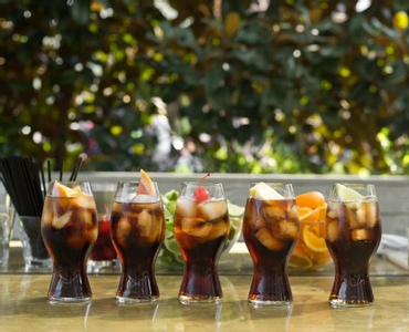 RIEDEL Rum & Coke Set in use