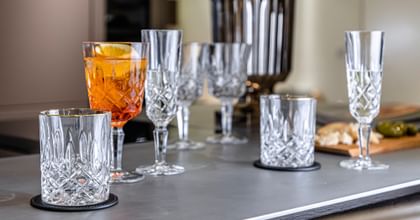 NACHTMANN Noblesse barware on a bench top.