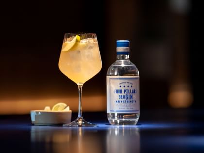 Nachtmann Gin & Tonic Glass with Four Pillars Navy Strenght Gin