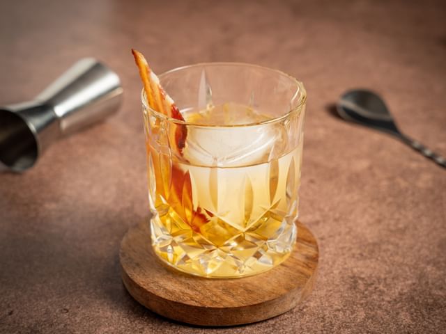 Maple Old Fashioned cocktail served in a NACHTMANN Noblesse Single Old Fashioned glass