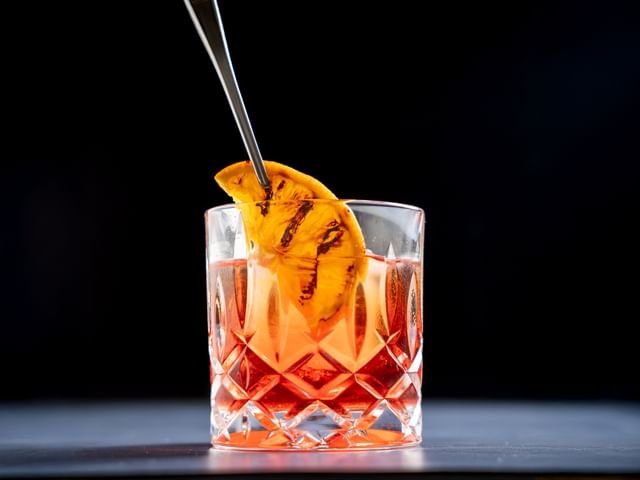 Winter Negroni cocktail served in a NACHTMANN Noblesse Single Old Fashioned glass